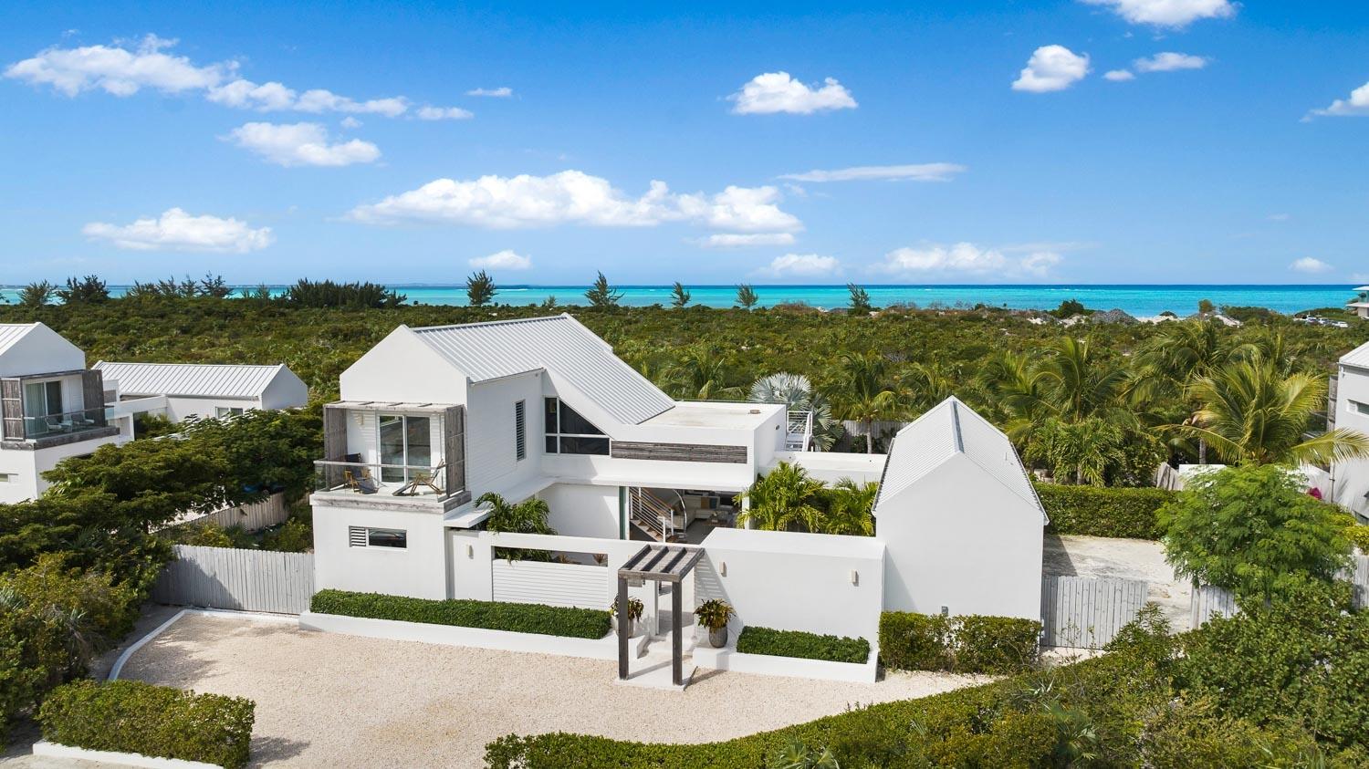 Sunset Beach Villa Unparalleled 21 - Gallery image 32