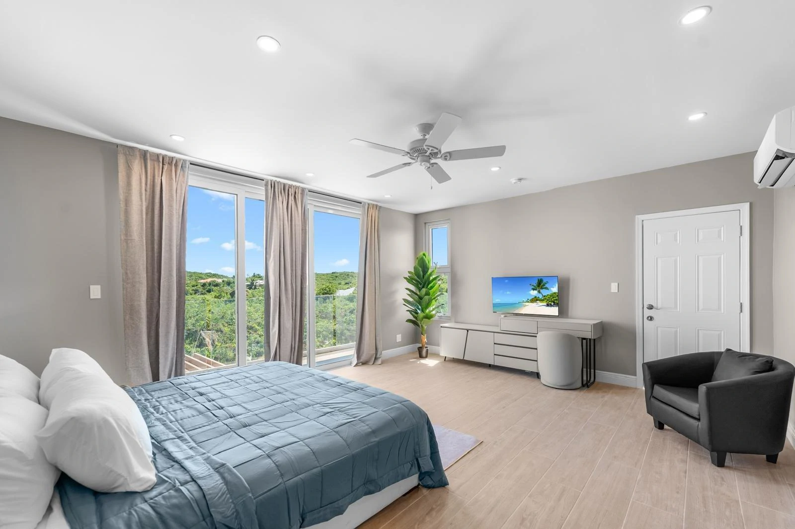 Luz Maria Villa - Gallery image 20