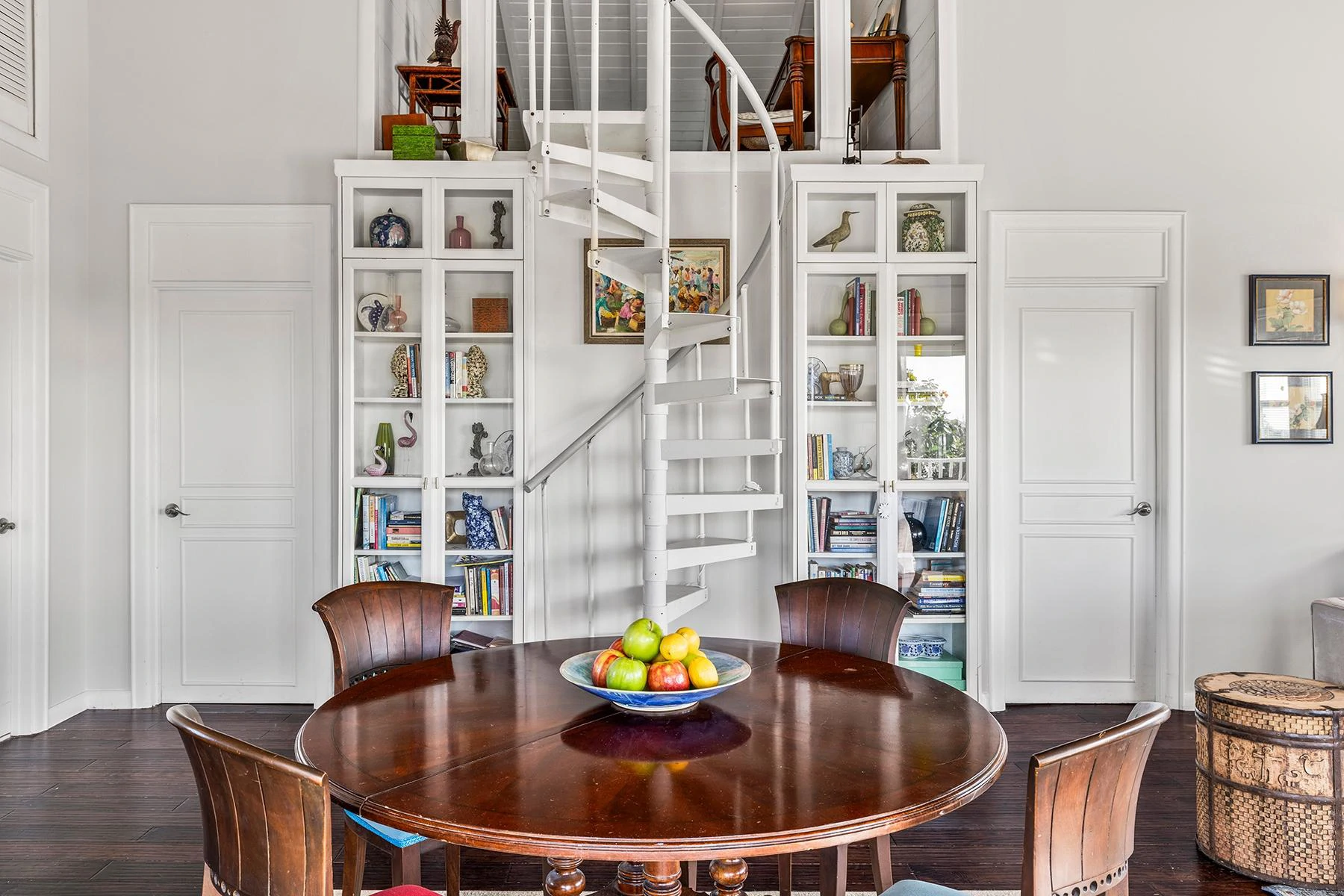 Canal Front Triplex- Great income opportunity - Gallery image 9