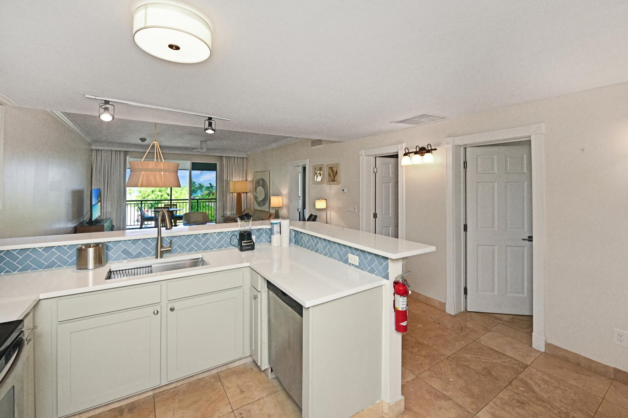 2 BR THE SANDS RESORT AT GRACE BAY BEACH - Gallery image 18