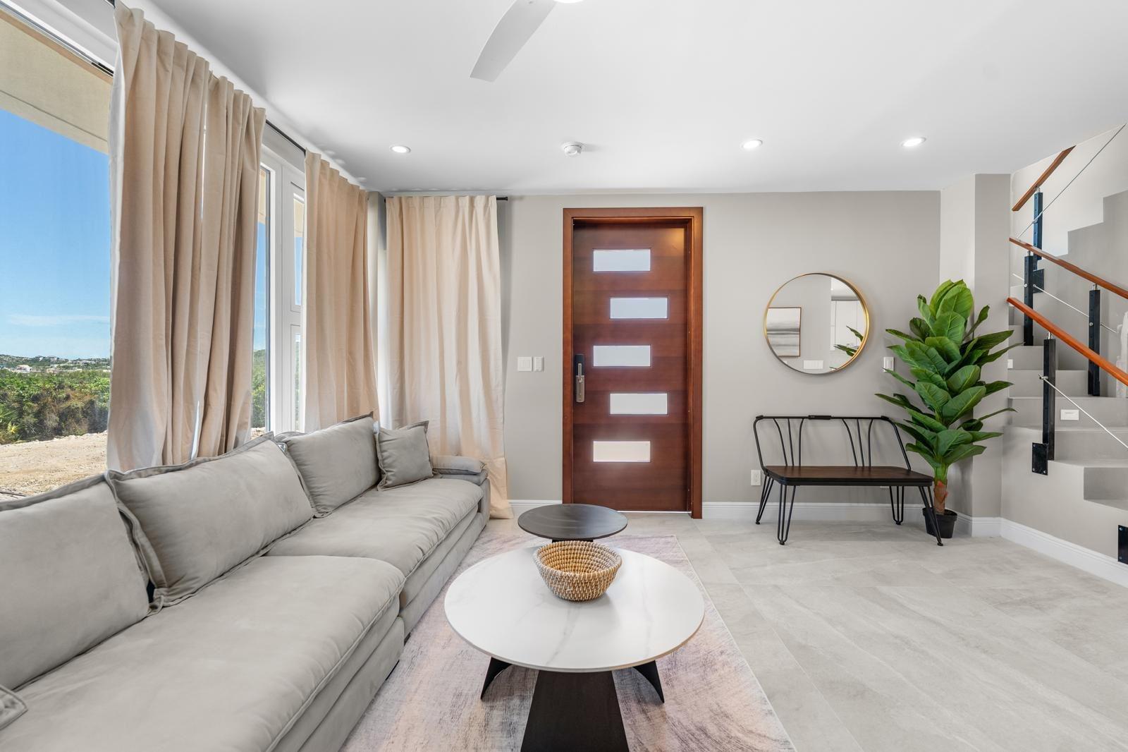 Luz Maria Villa - Gallery image 17