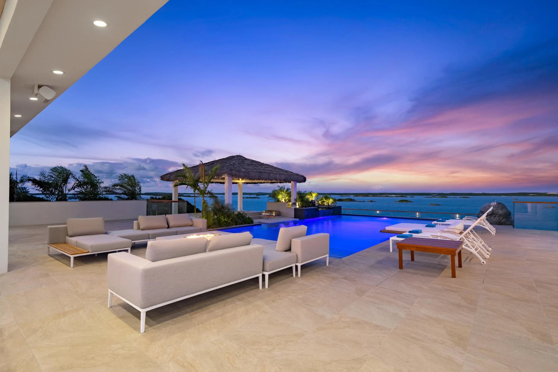 Ocean Breeze Villa Chalk Sound - Gallery image 19