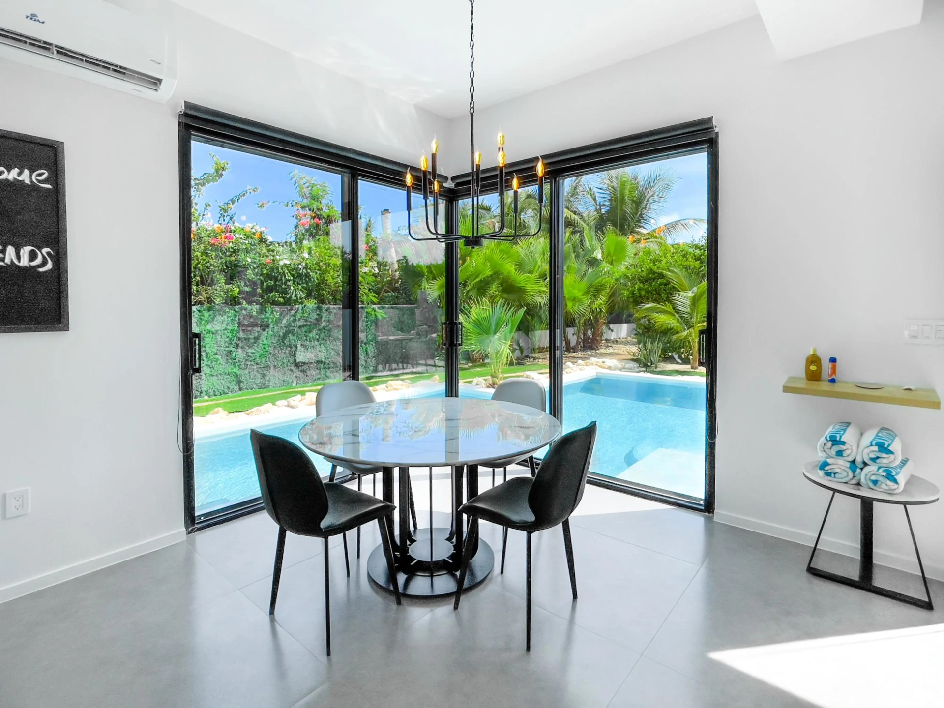 Live Love Laugh - Gallery image 64