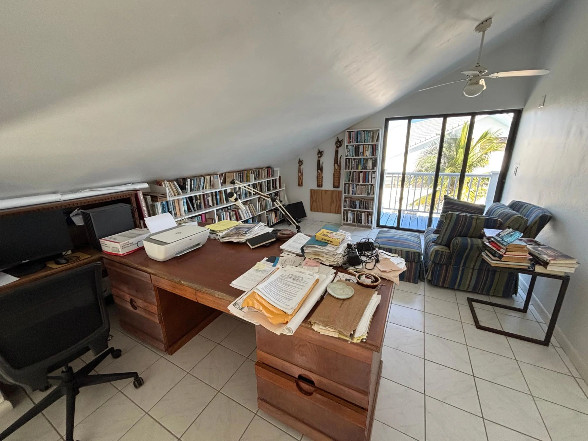 NELSON HILL ROAD 4-BED VILLA - Gallery image 41