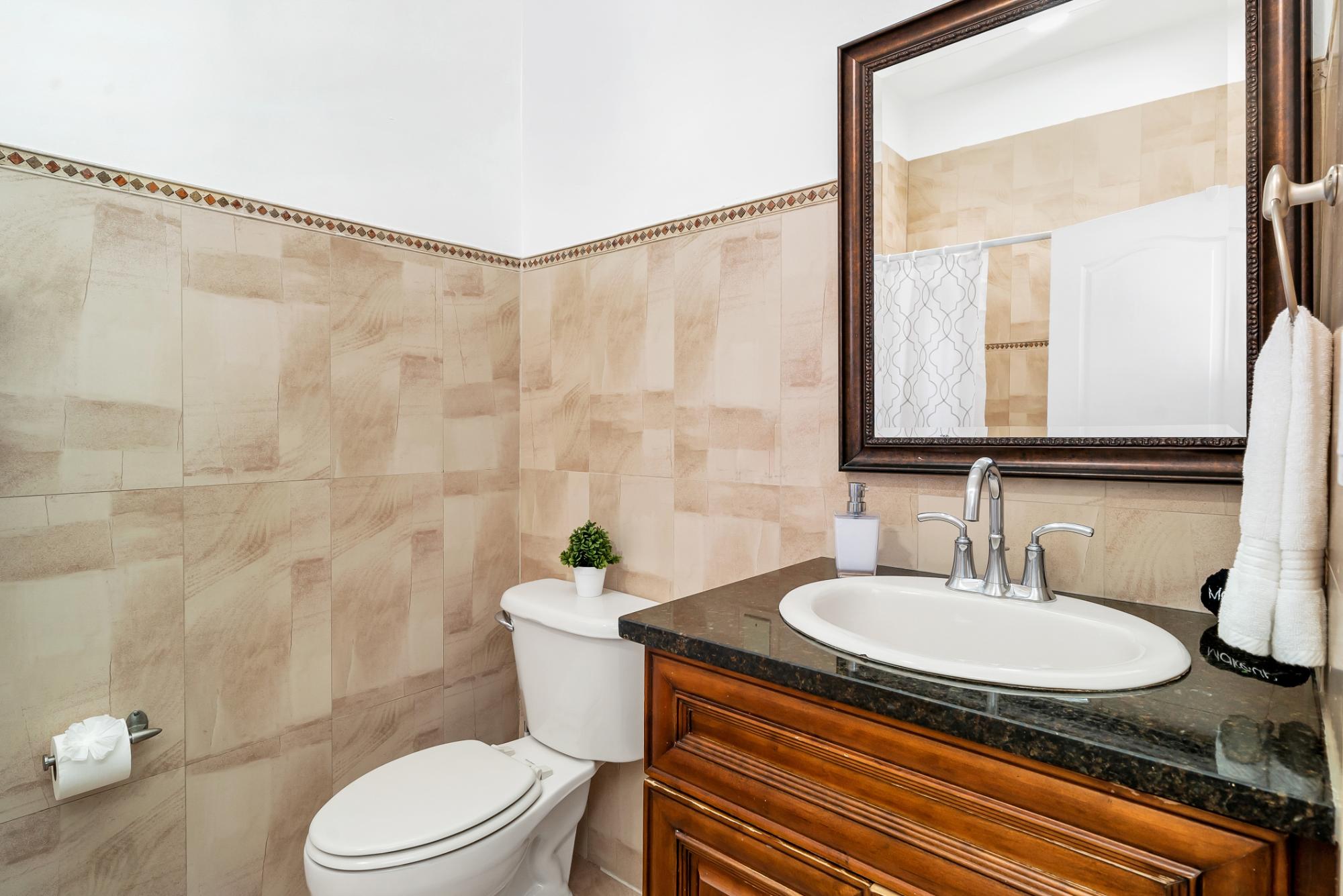 Baywell Townhome - Gallery image 9