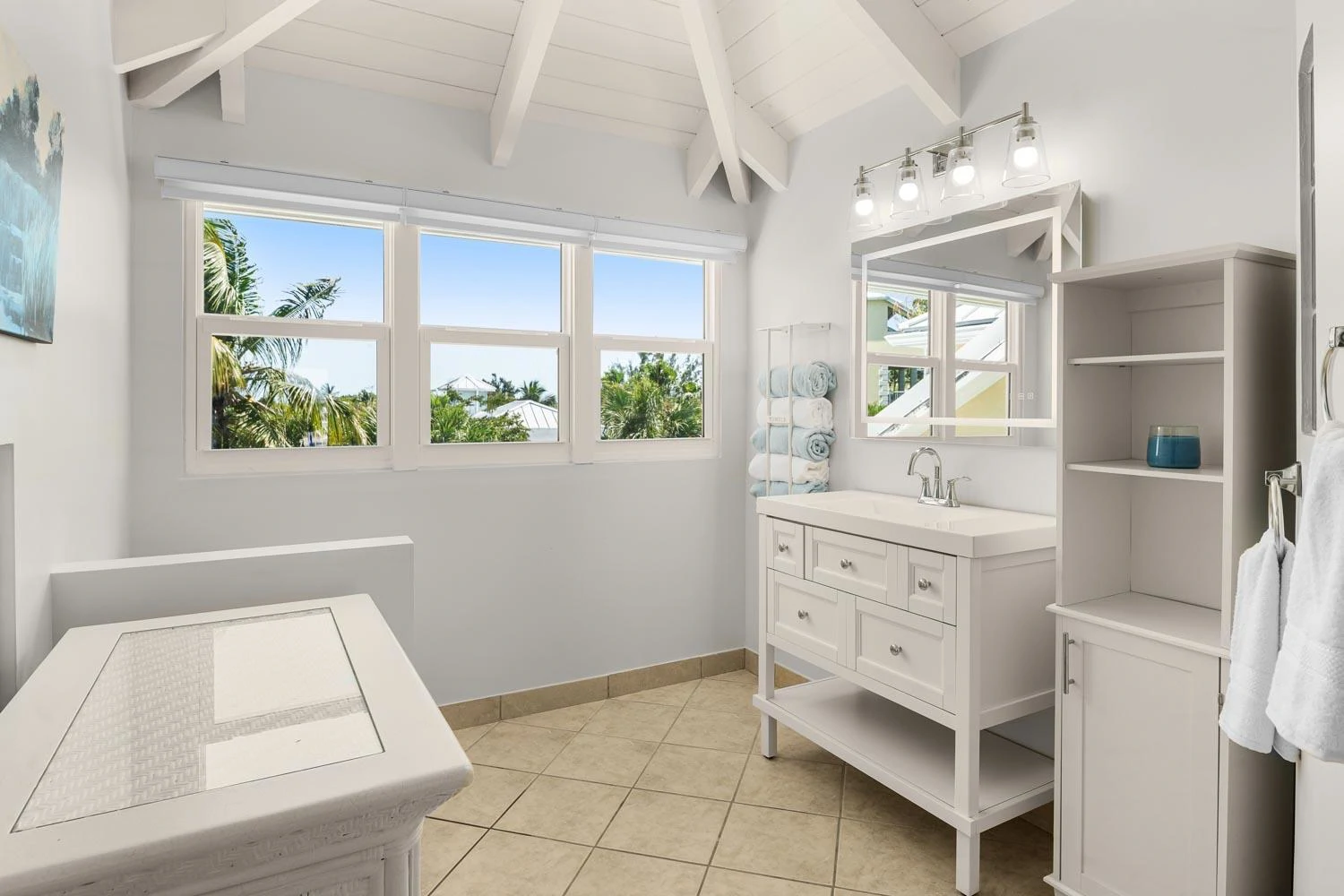 B2 Yacht Club | Turtle Cove - Gallery image 8