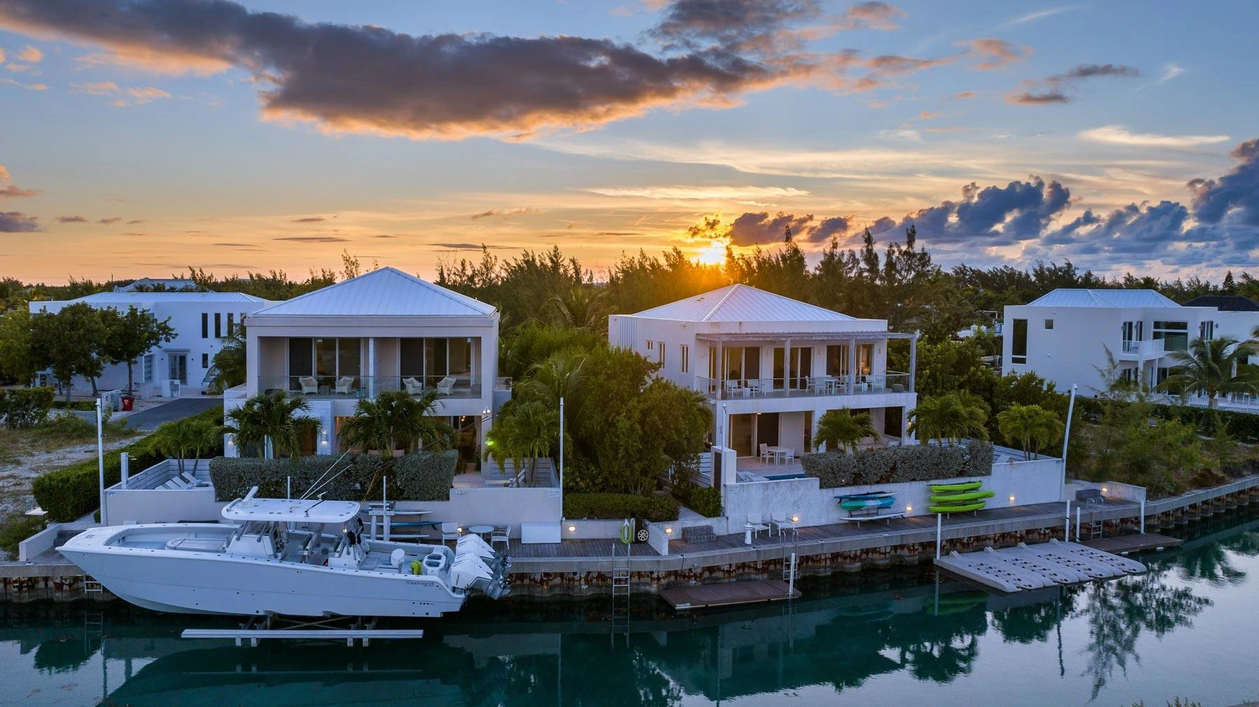 Second Wind Villa - Canal Front - Gallery image 33