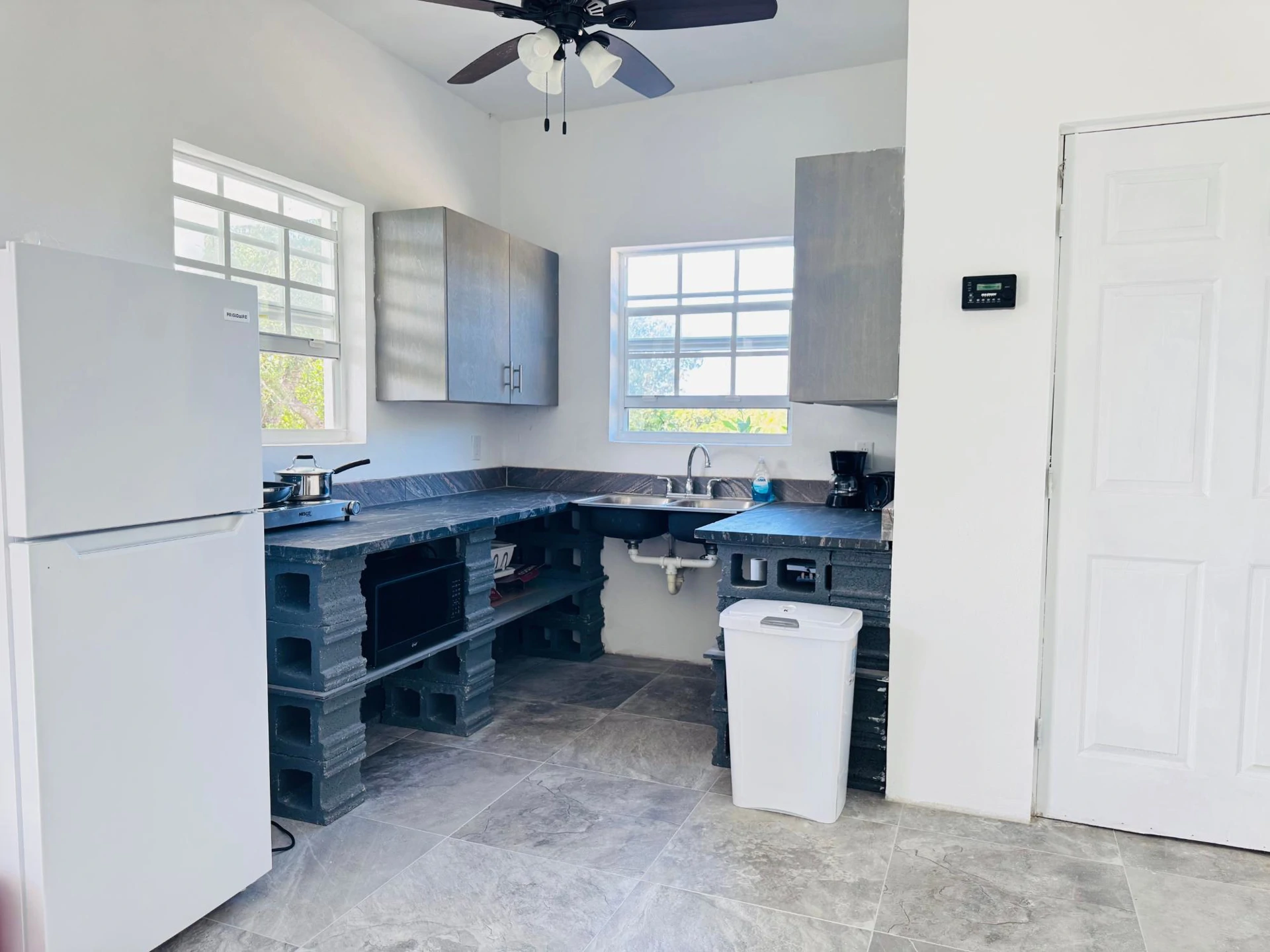 Marshalltown Cottage 1 - Gallery image 12