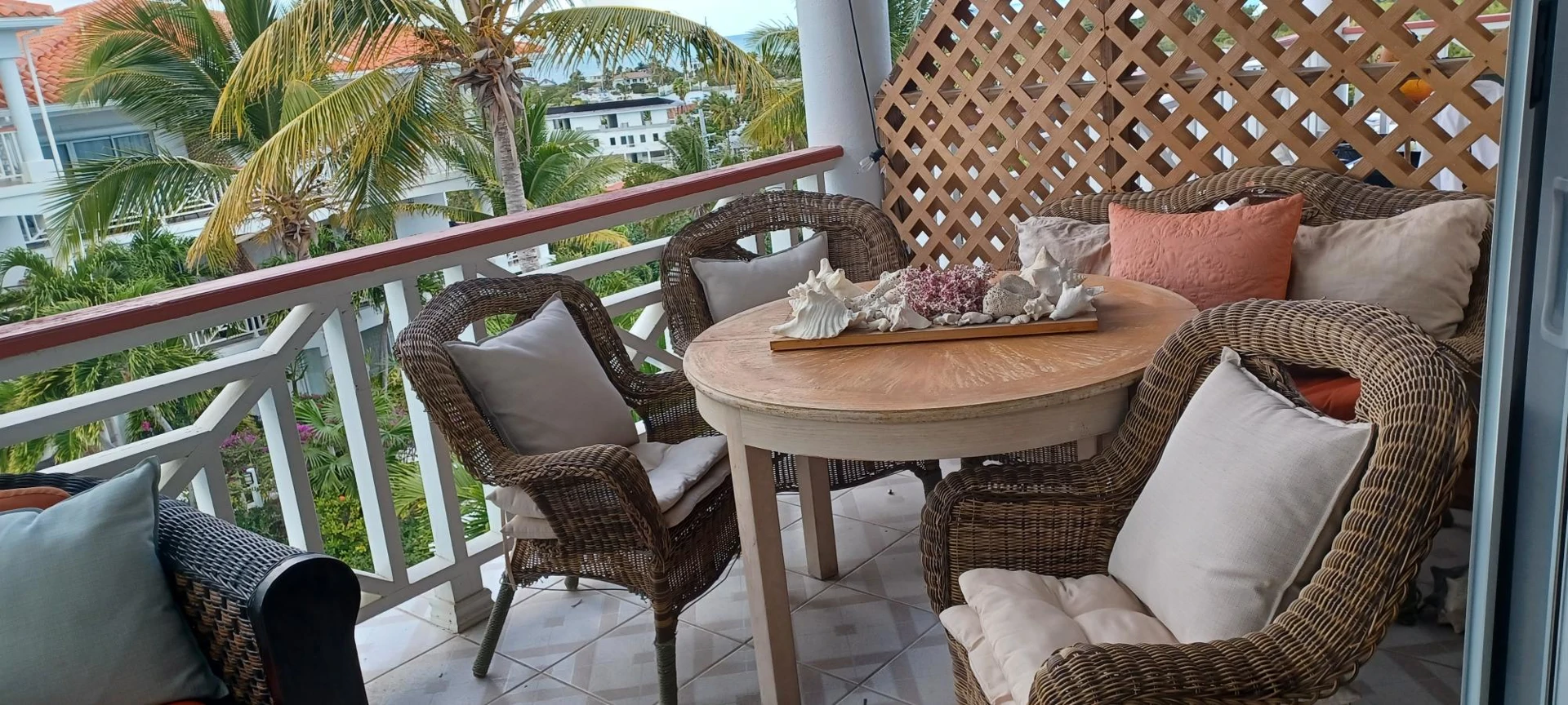 B304 Queen Angel - Gallery image 33