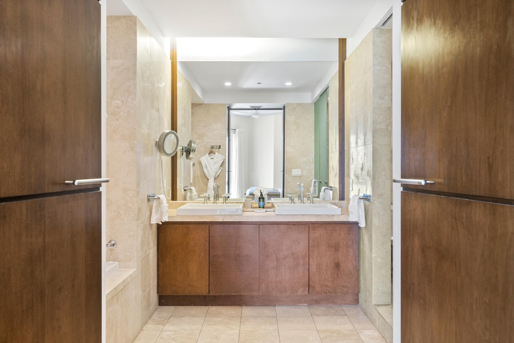 304 - West Bay Club - Gallery image 9