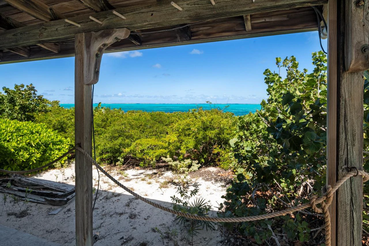 Beachfront Development Land - Gallery image 23