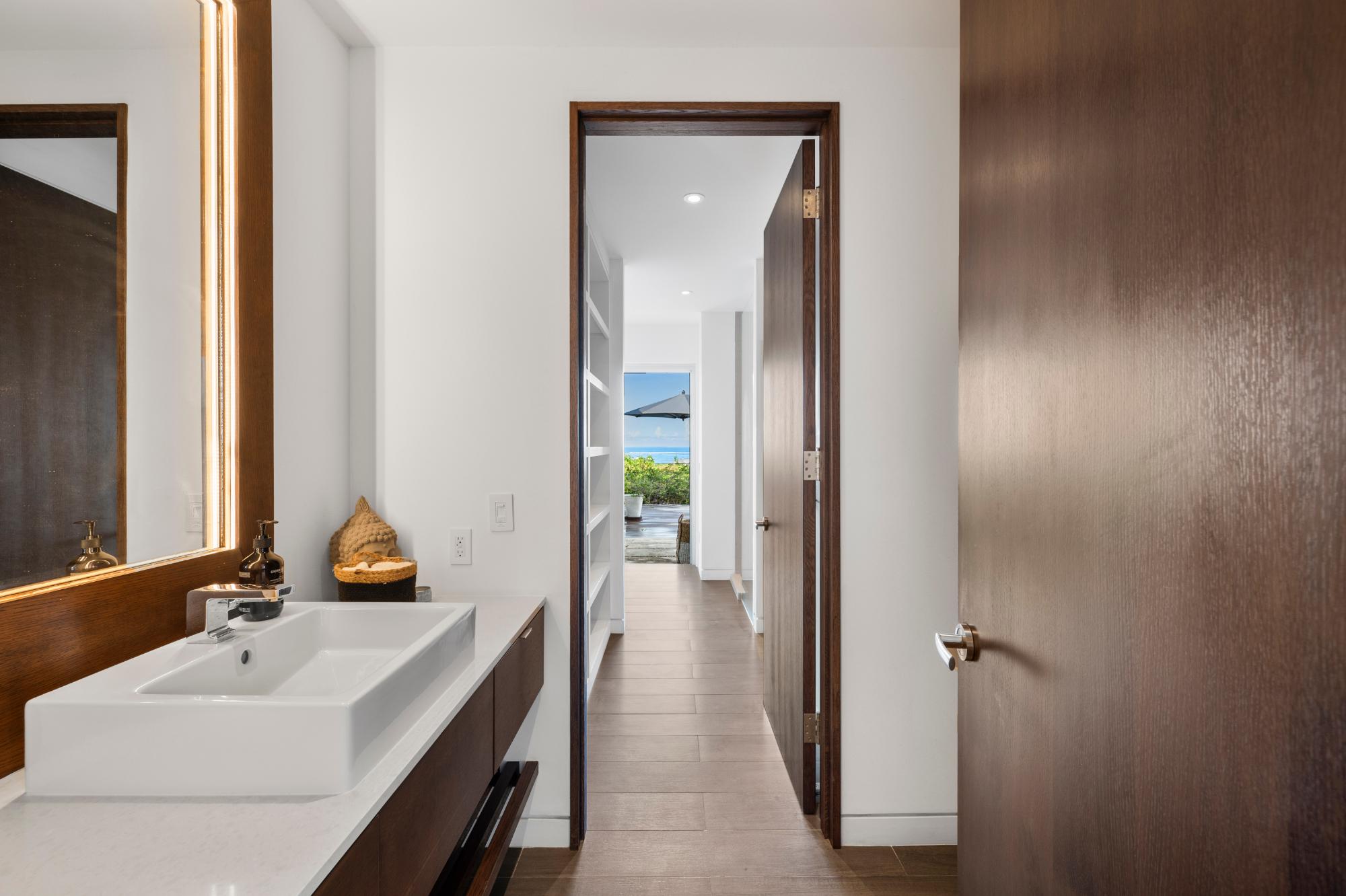 Villa Cosmo - Skyline Villas - Gallery image 13