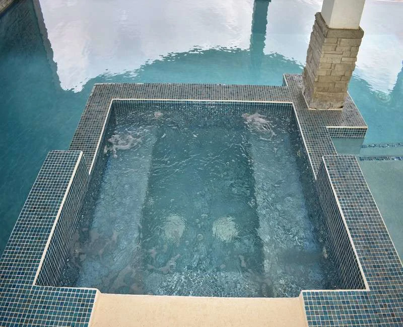 Cascade Manor, Caye Mange, Gros Islet. - Gallery image 12