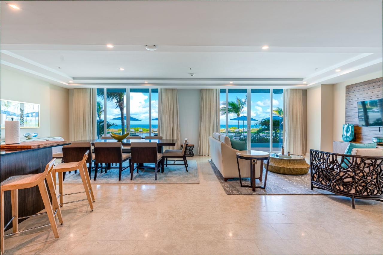 1B Tower A Ritz Carlton Residences 2 BR 3 BA - Gallery image 3