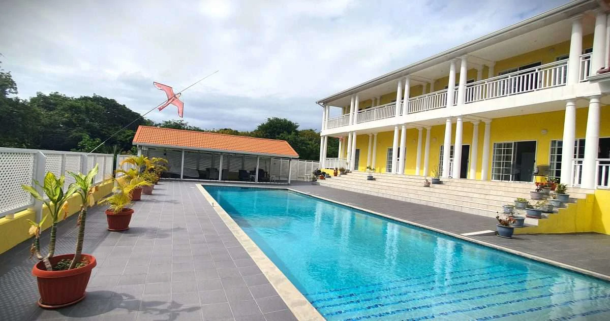 Sunnyside Villa, Cap Estate. - Gallery image 12