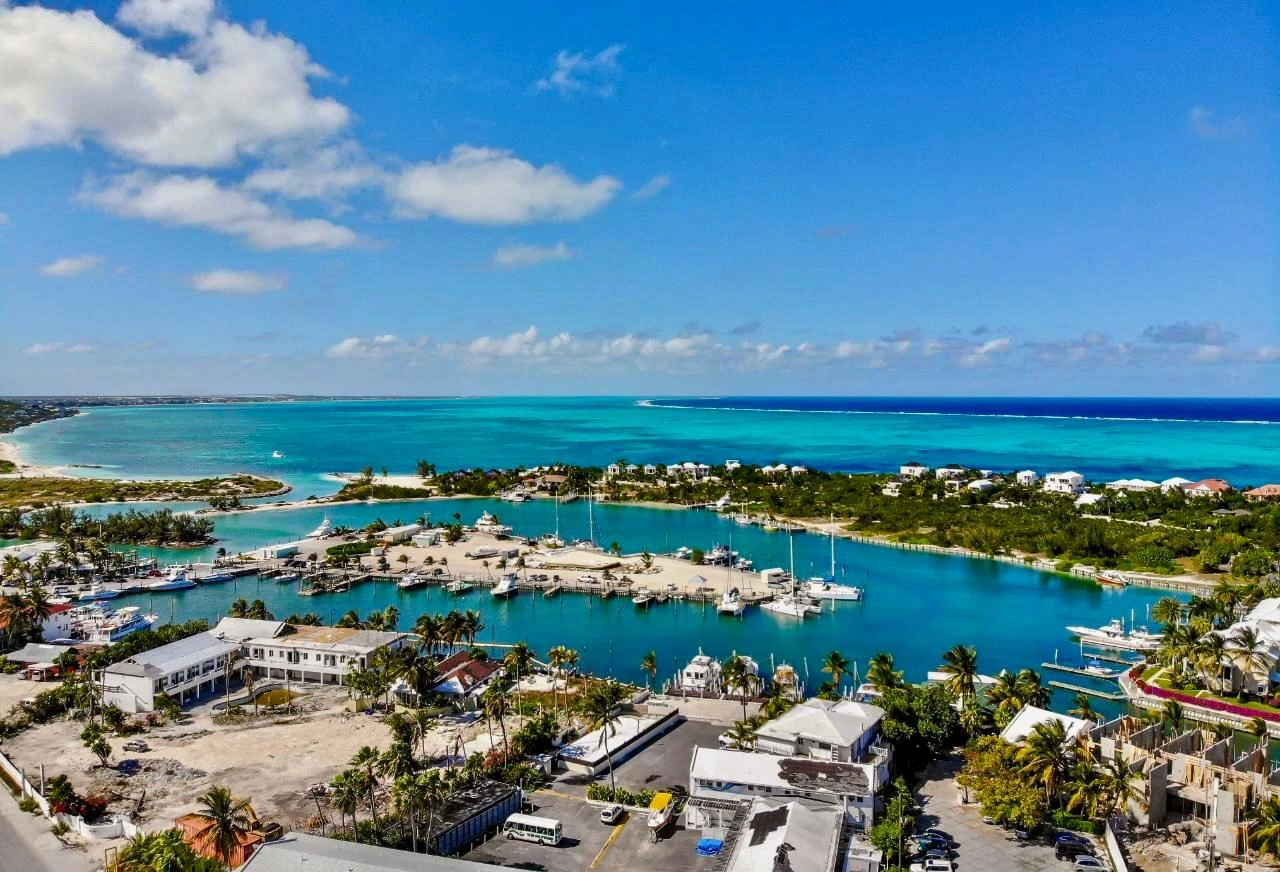 C305 Queen Angel Resort - Gallery image 11