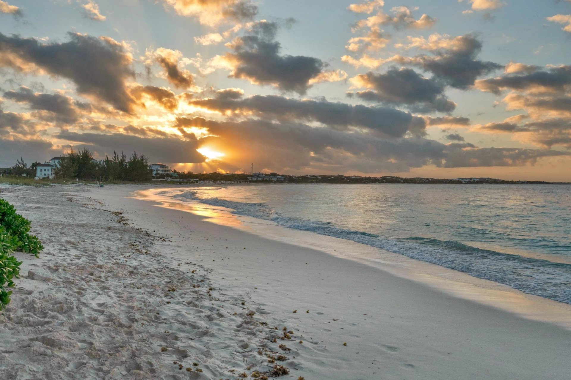Coral Gardens on Grace Bay - Gallery image 31