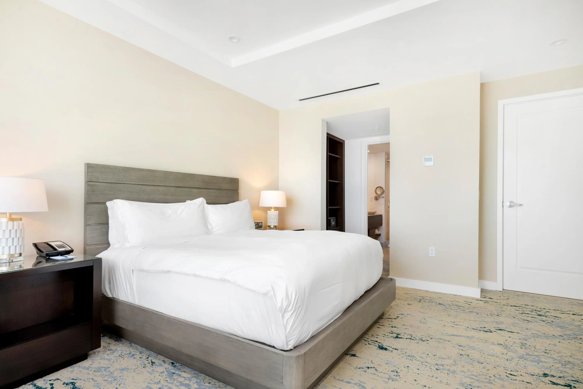 UNIT A4C RITZ CARLTON 3BR/4BA/DEN/LAUNDRY - Gallery image 21