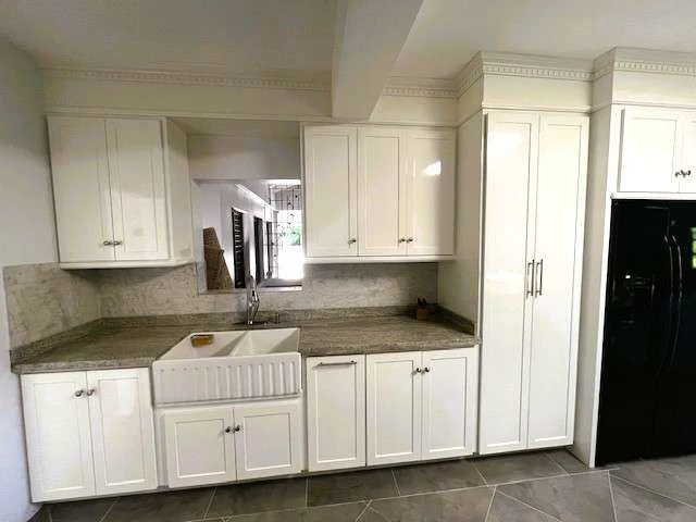 Sprawling Villa, Cap Estate - Gallery image 10