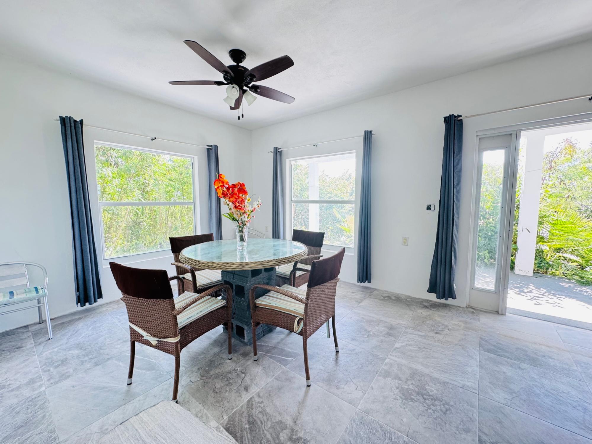 Marshalltown Cottage 1 - Gallery image 3