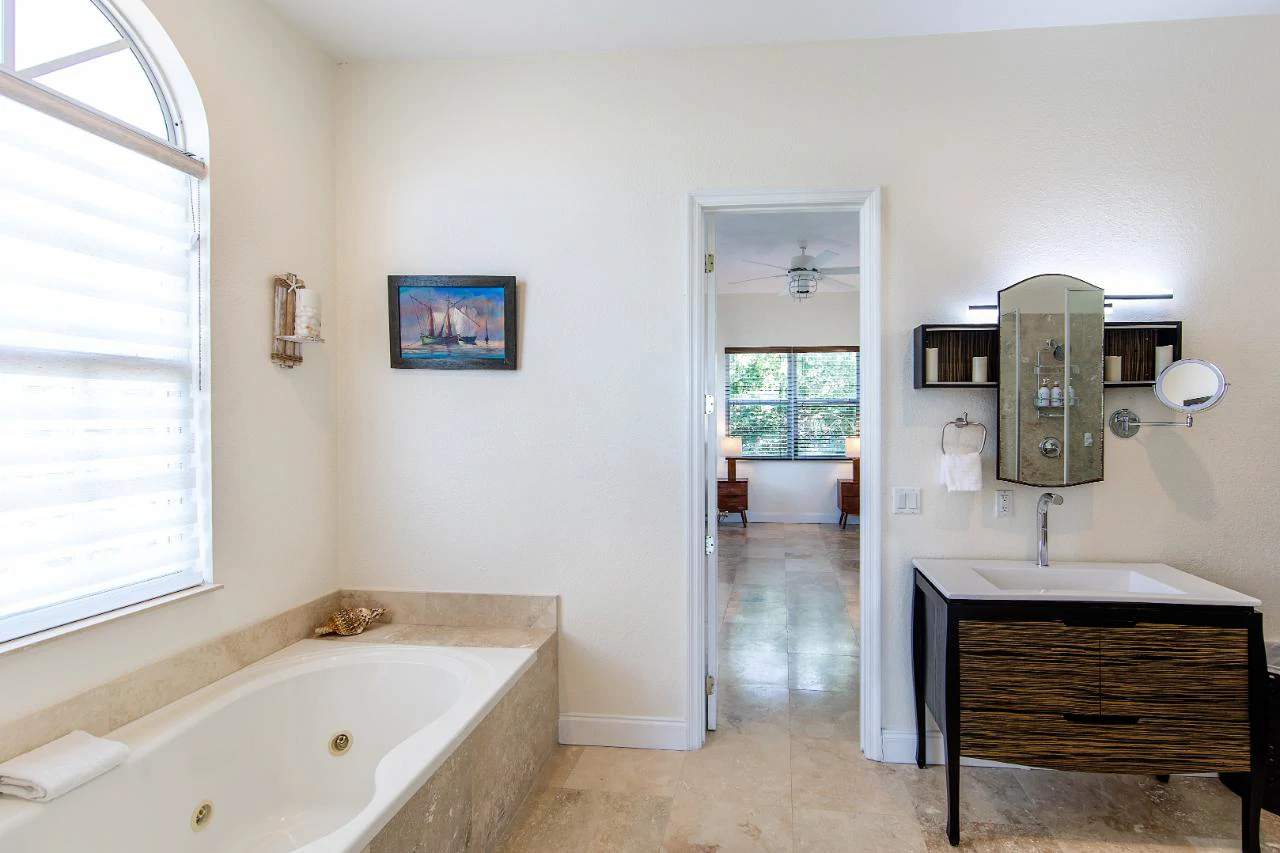 Seashore | Silly Creek - Gallery image 12