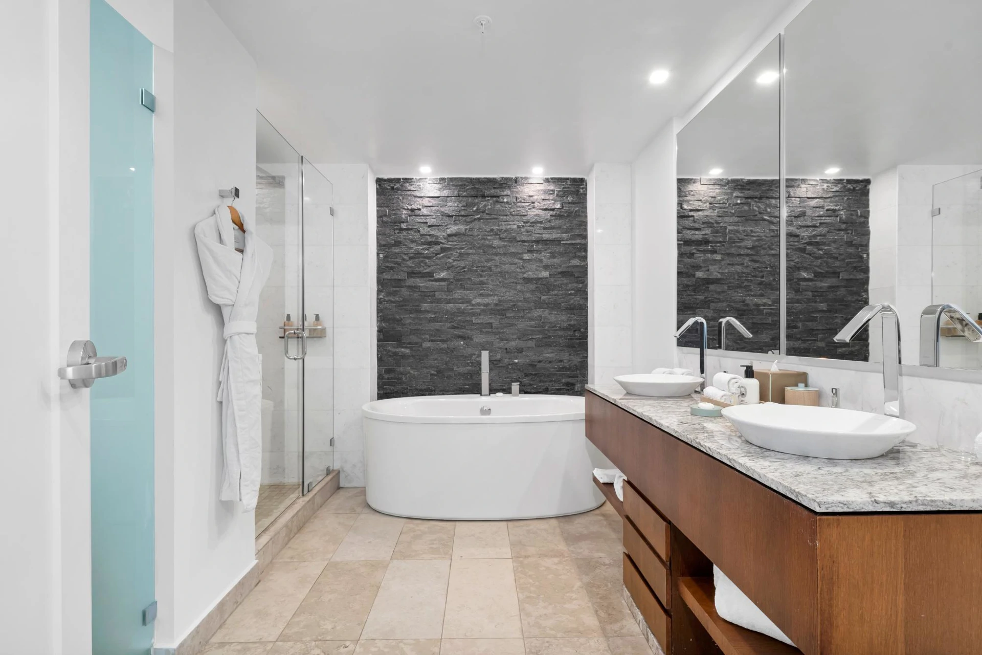 UNIT 3900/1/2 RITZ CARLTON 3BR/3BA - Gallery image 12