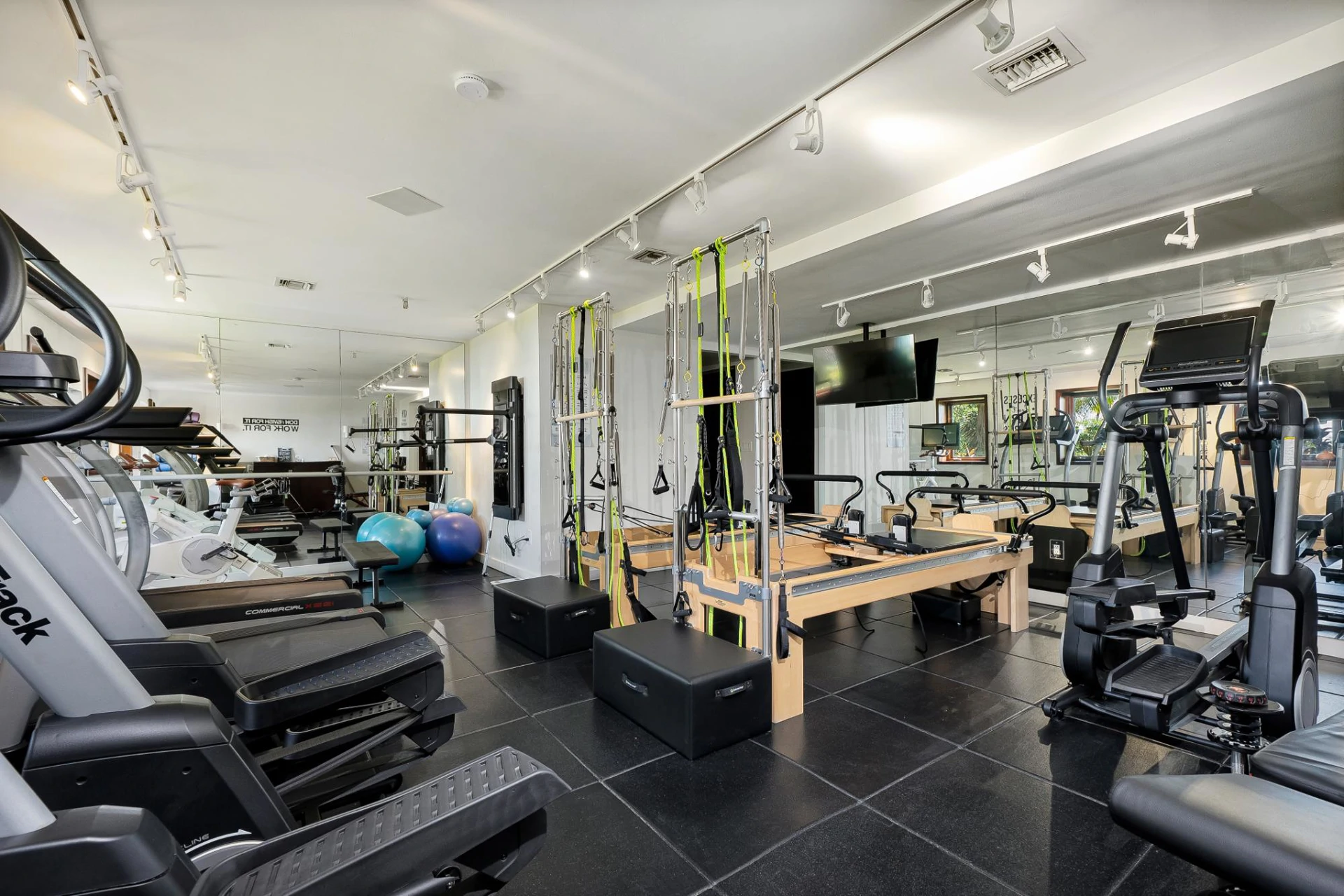 Turtle Tail Estate - Gallery image 53