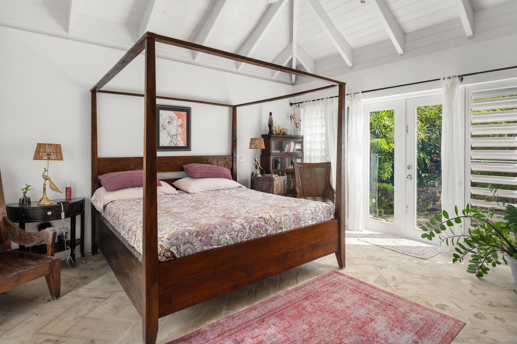 Canalfront Home - Gallery image 6