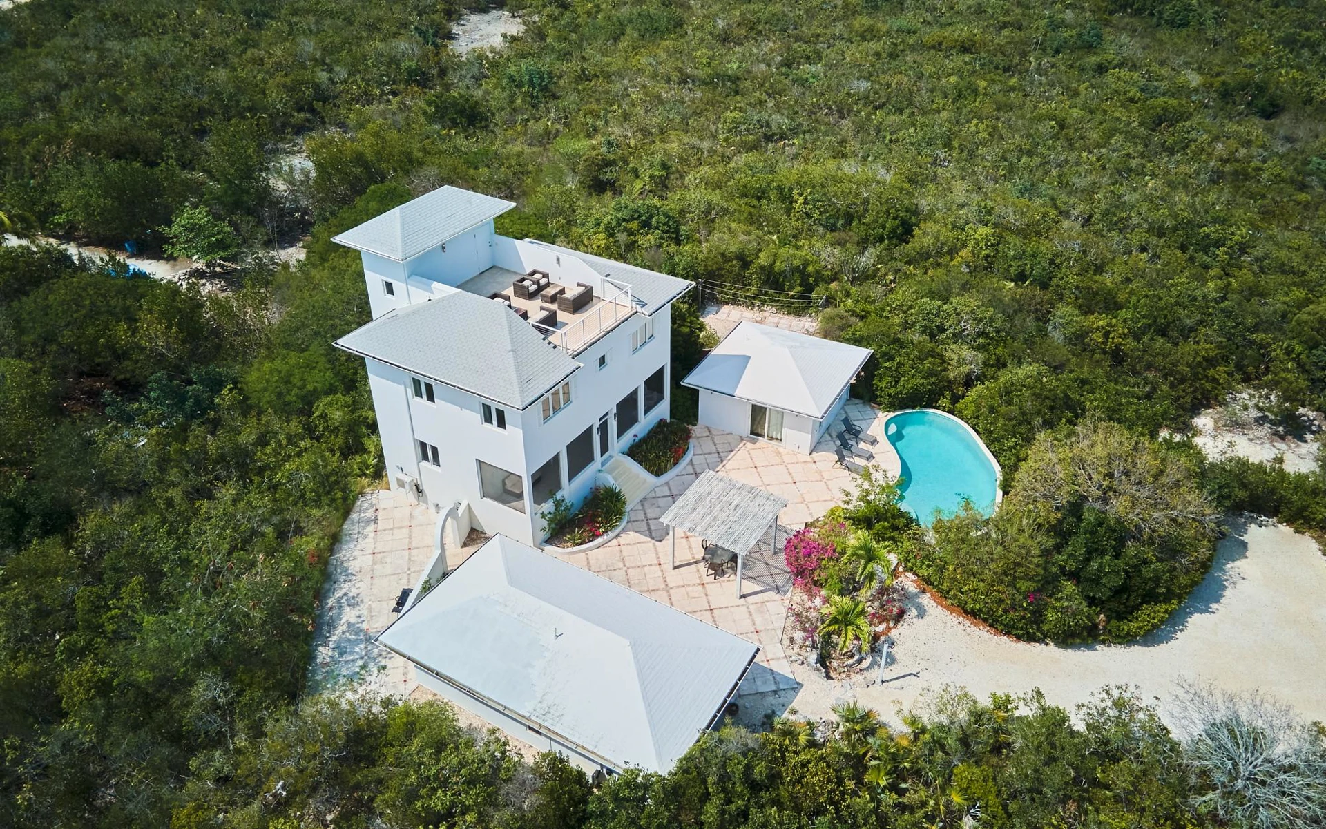 Surf Lodge Villa - Gallery image 26