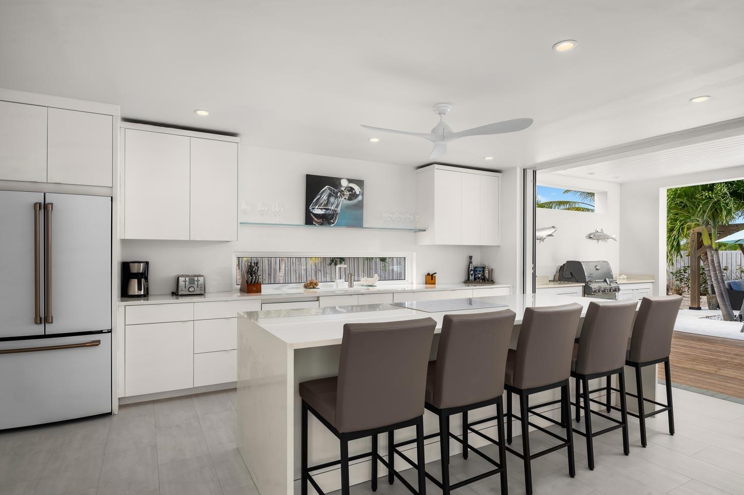 Sunset Beach Villa Unparalleled 21 - Gallery image 7