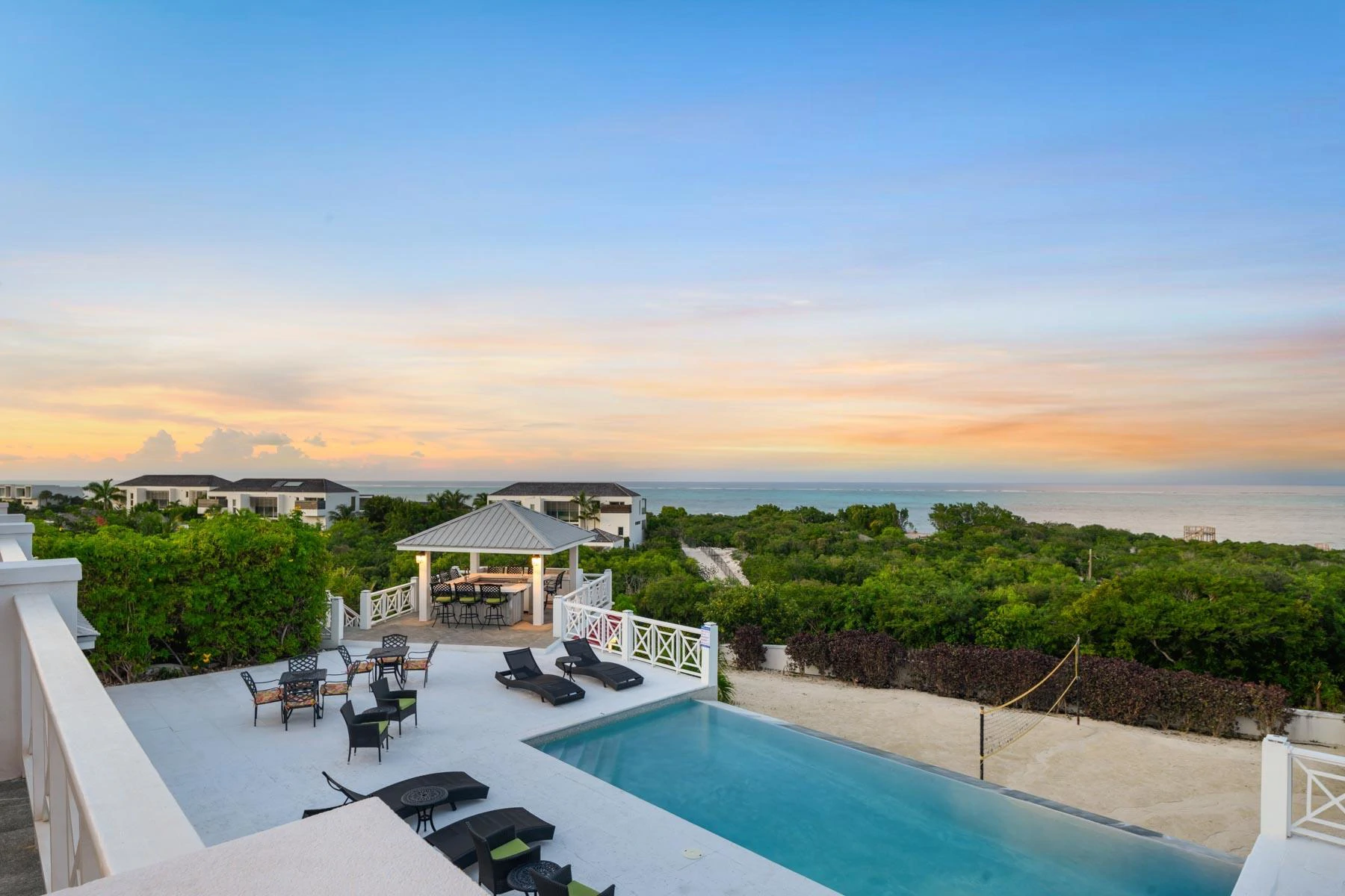 The Dolphin House - Gallery image 32