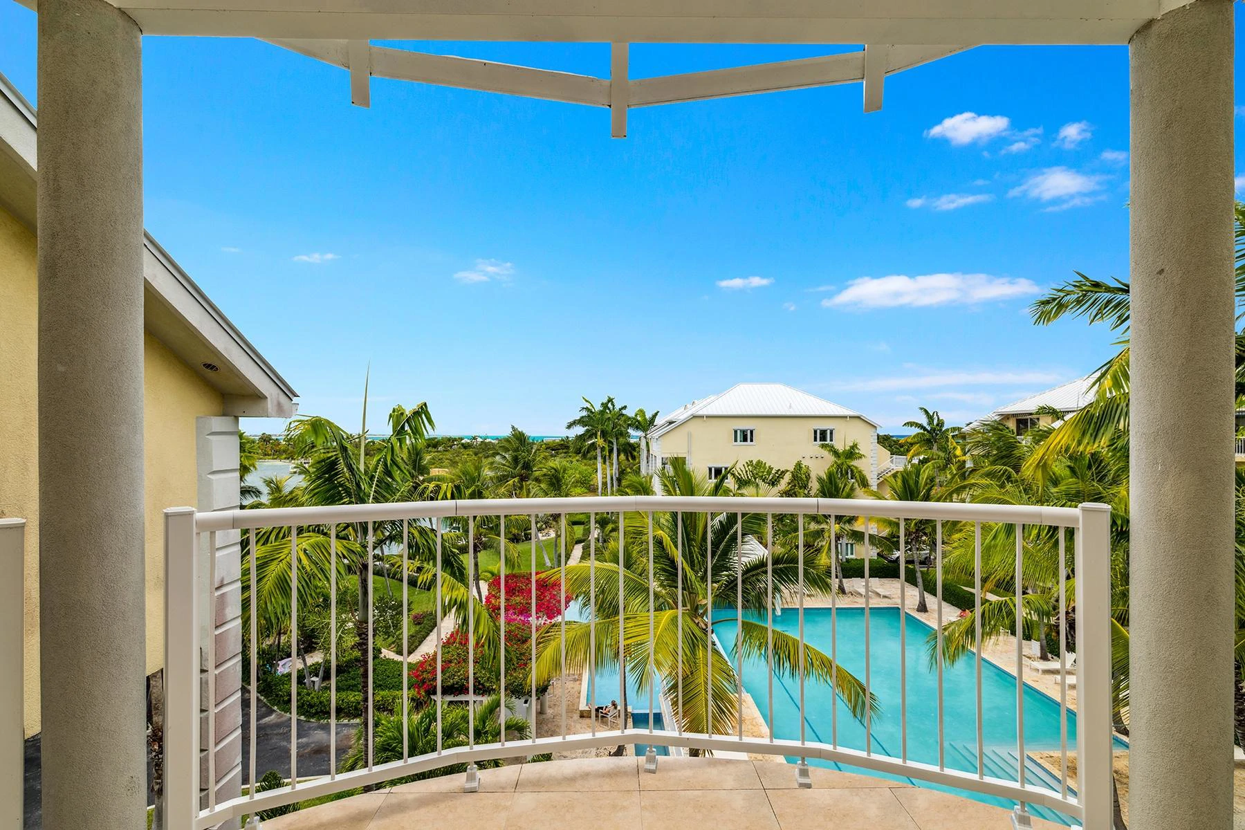 THE YACHT CLUB - Gallery image 18