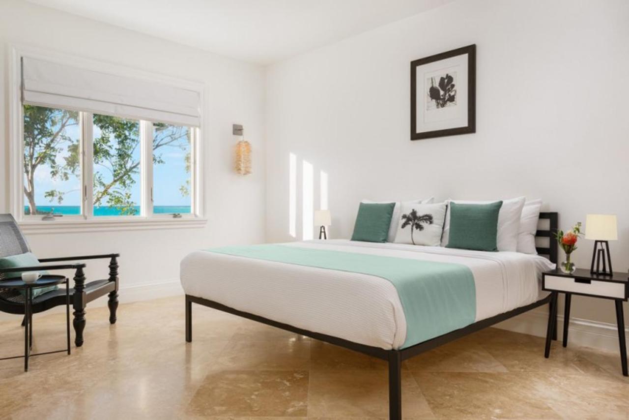Luxury Water Front Blue Mountain Villa - Gallery image 18