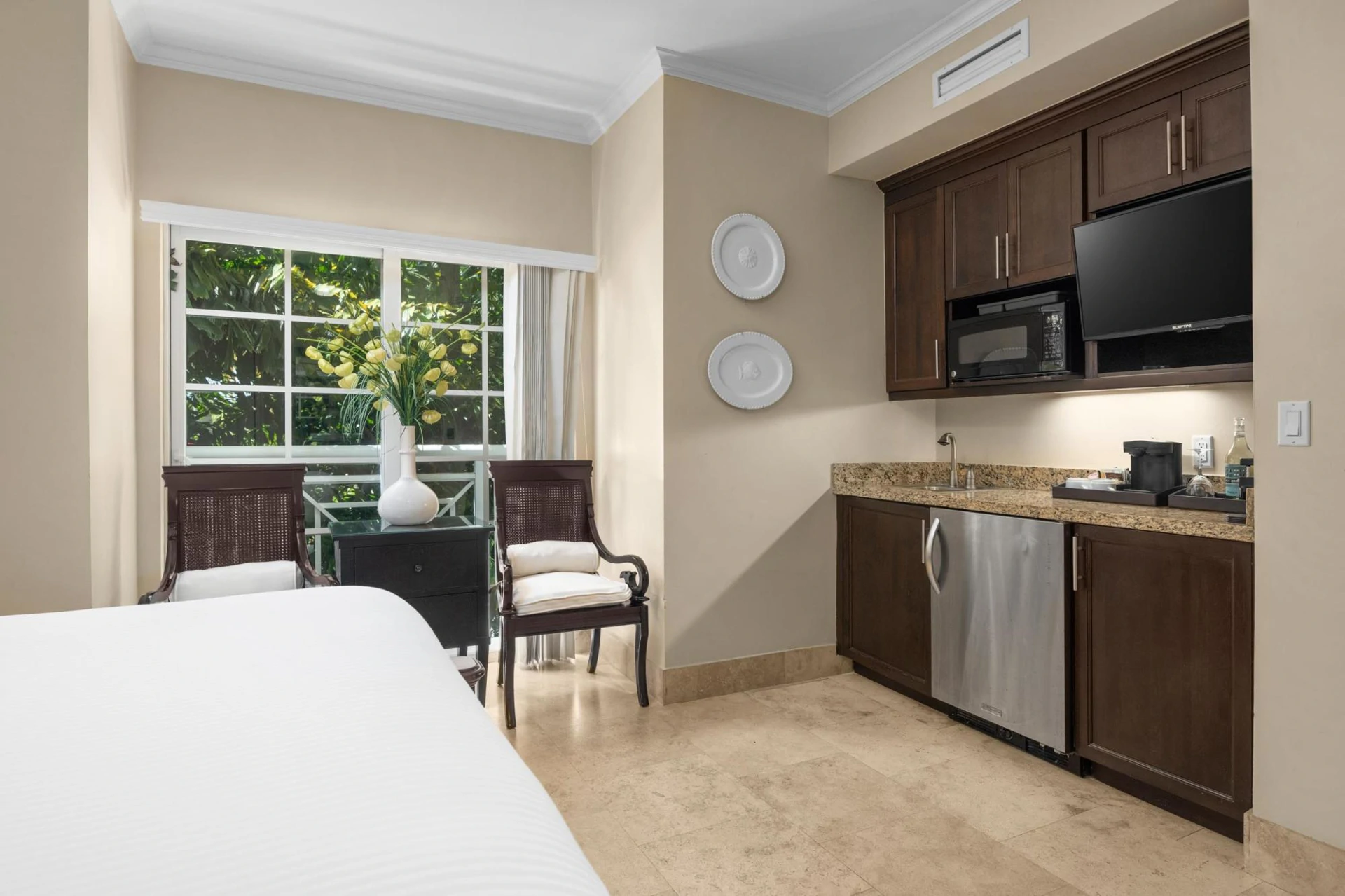 Windsong Resort - Suite 124 - Gallery image 14