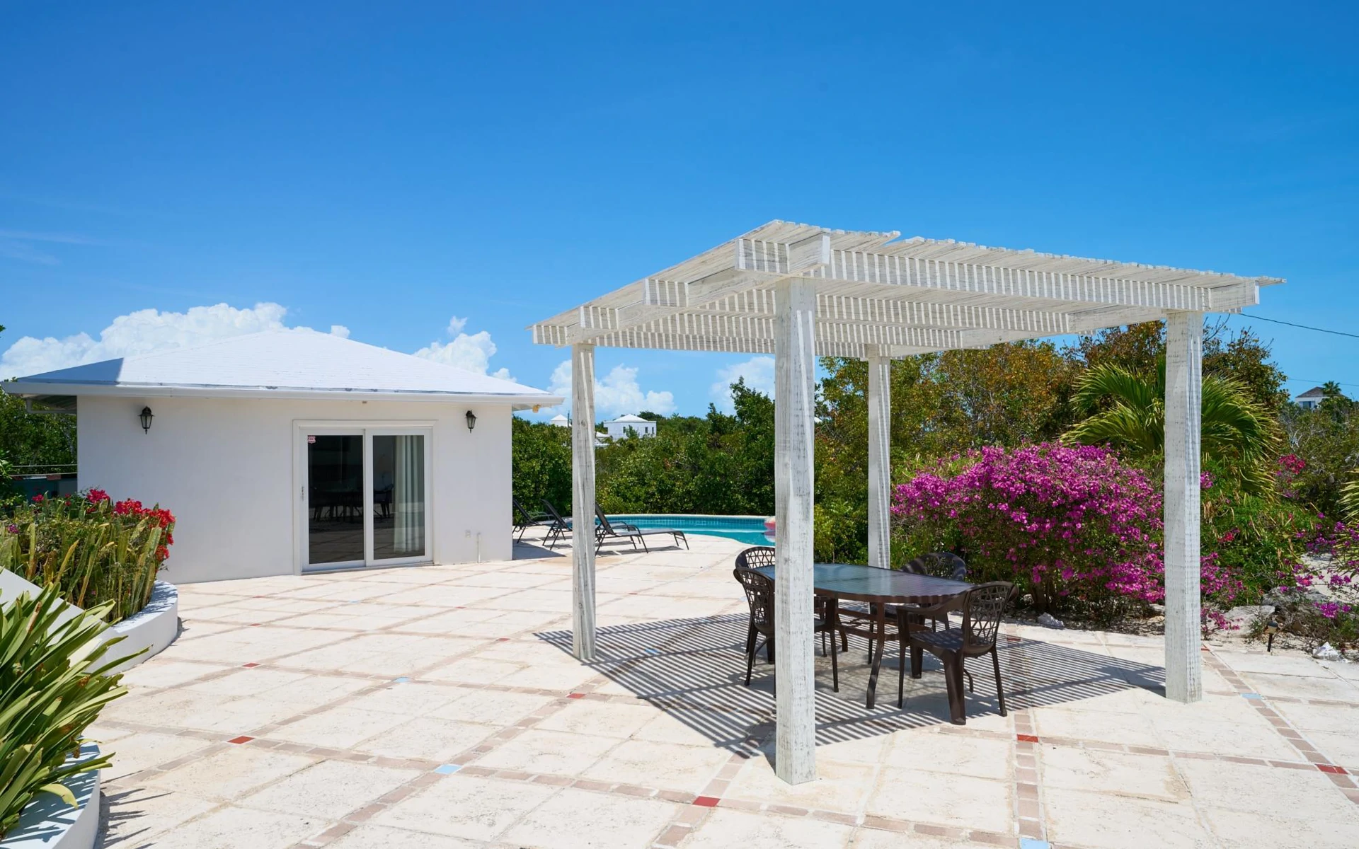 Surf Lodge Villa - Gallery image 6