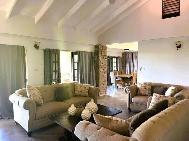 Sprawling Villa, Cap Estate - Gallery image 2