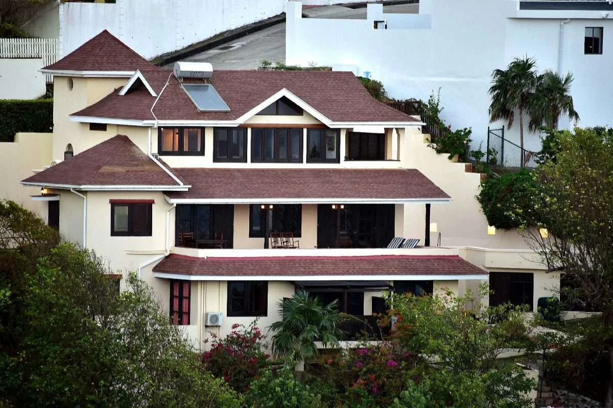 Cliffside Ocean View, Cap Estate. - Gallery image 2