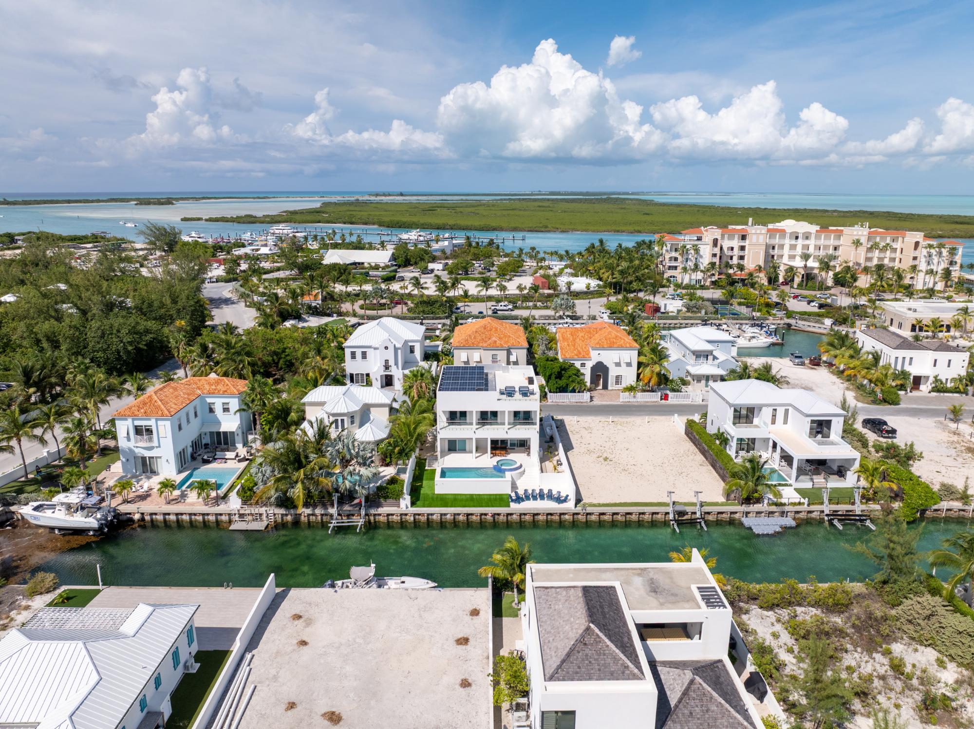 BLUE DIAMOND VILLA - Gallery image 40
