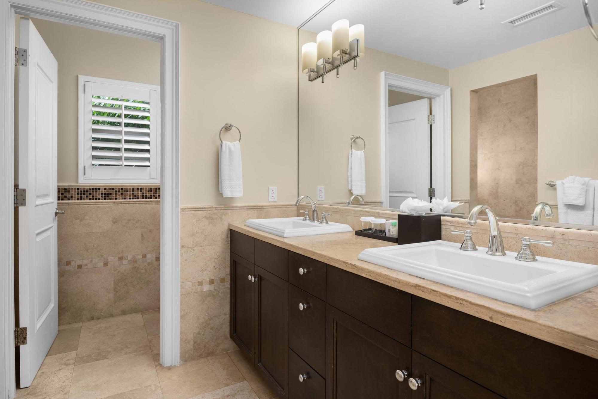 Windsong Resort - Suite 124 - Gallery image 10