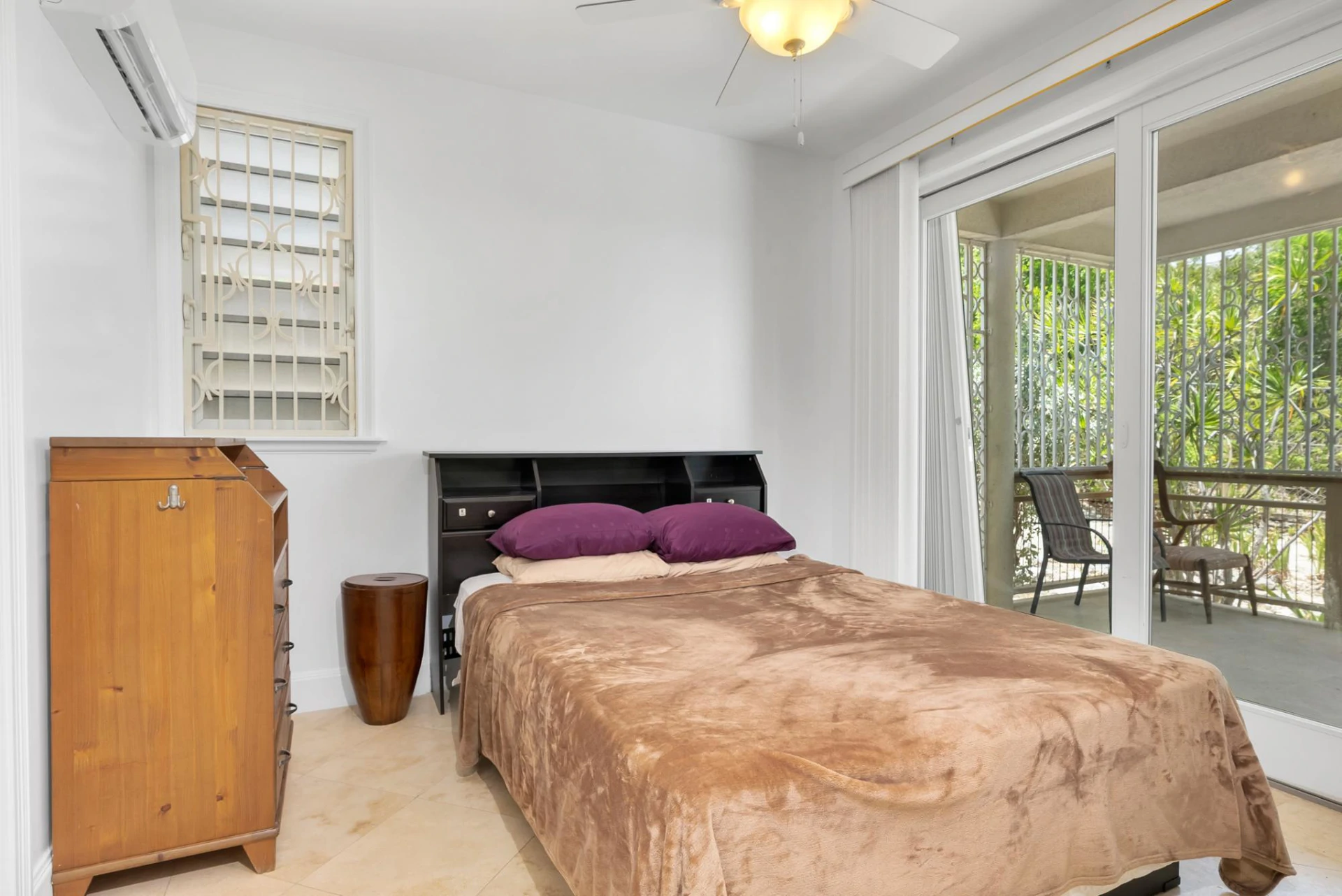 Spotts Close Ocean View Villa - Gallery image 19