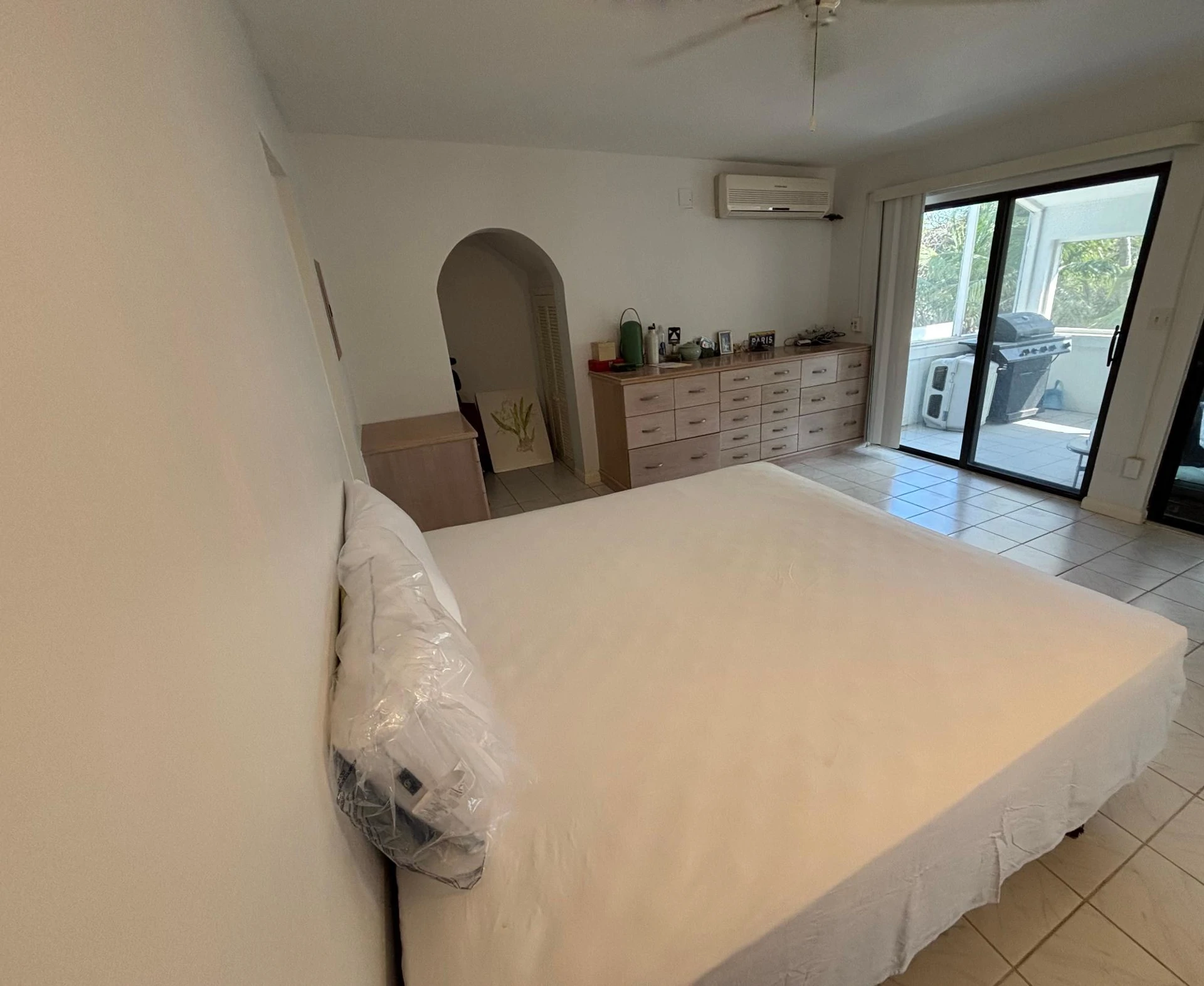 NELSON HILL ROAD 4-BED VILLA - Gallery image 31