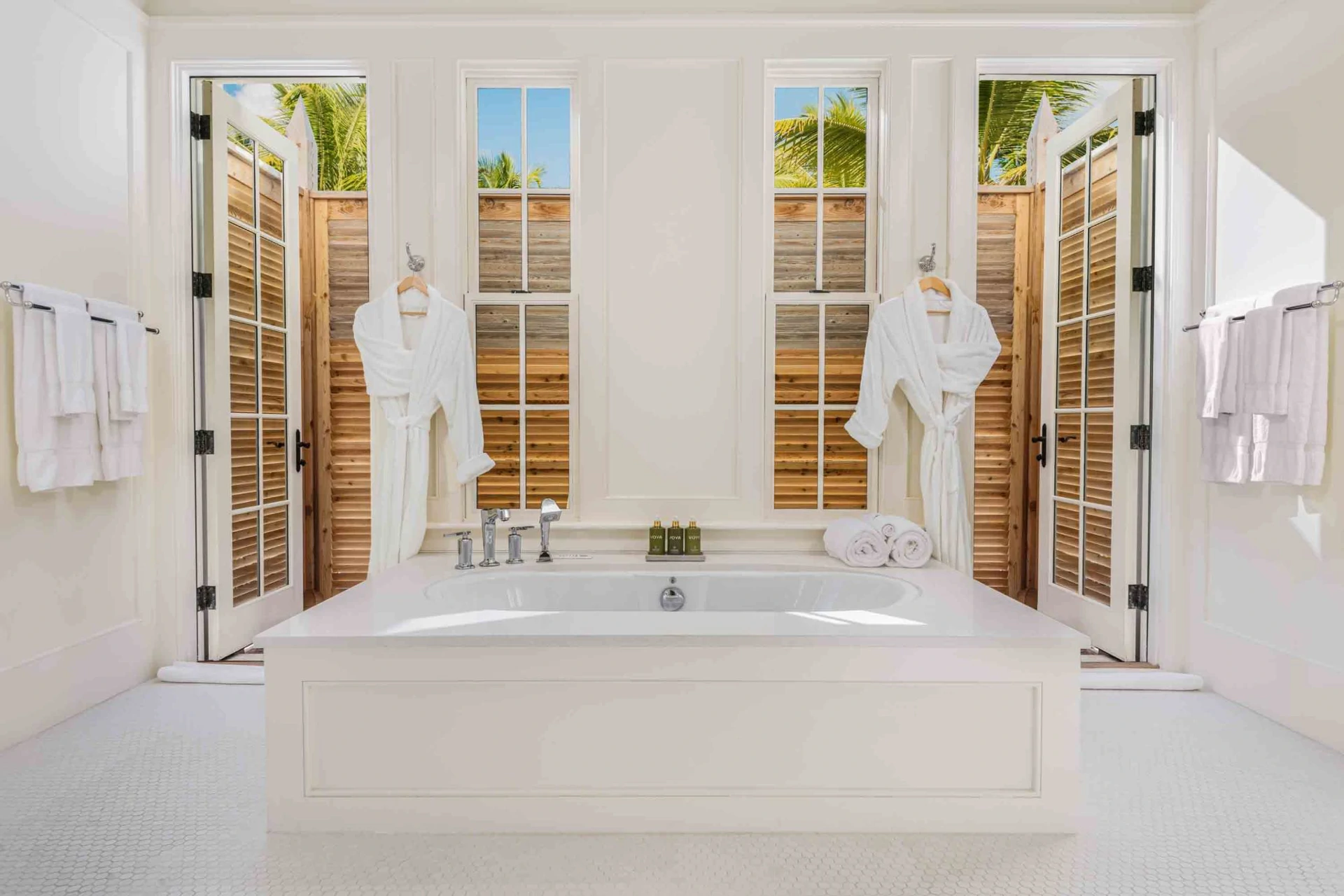 Neptune - Gallery image 8