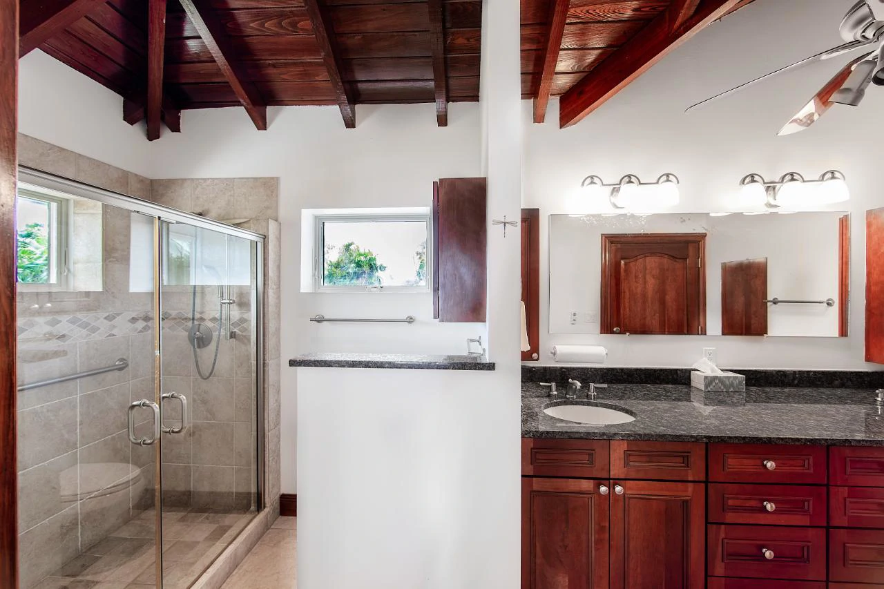 Gorgeous Pumpkin Bluff Home - Gallery image 16