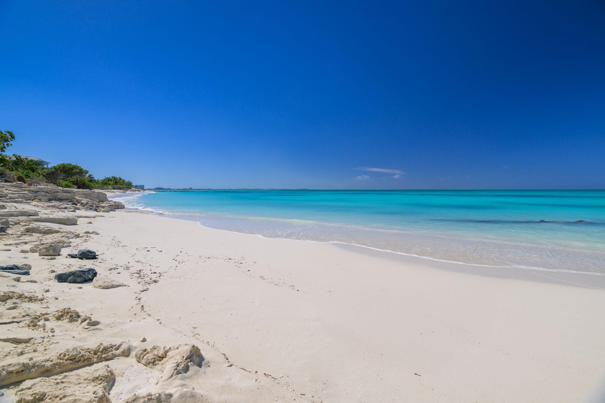 Beach Enclave Grace Bay - Villa 2 - Gallery image 4