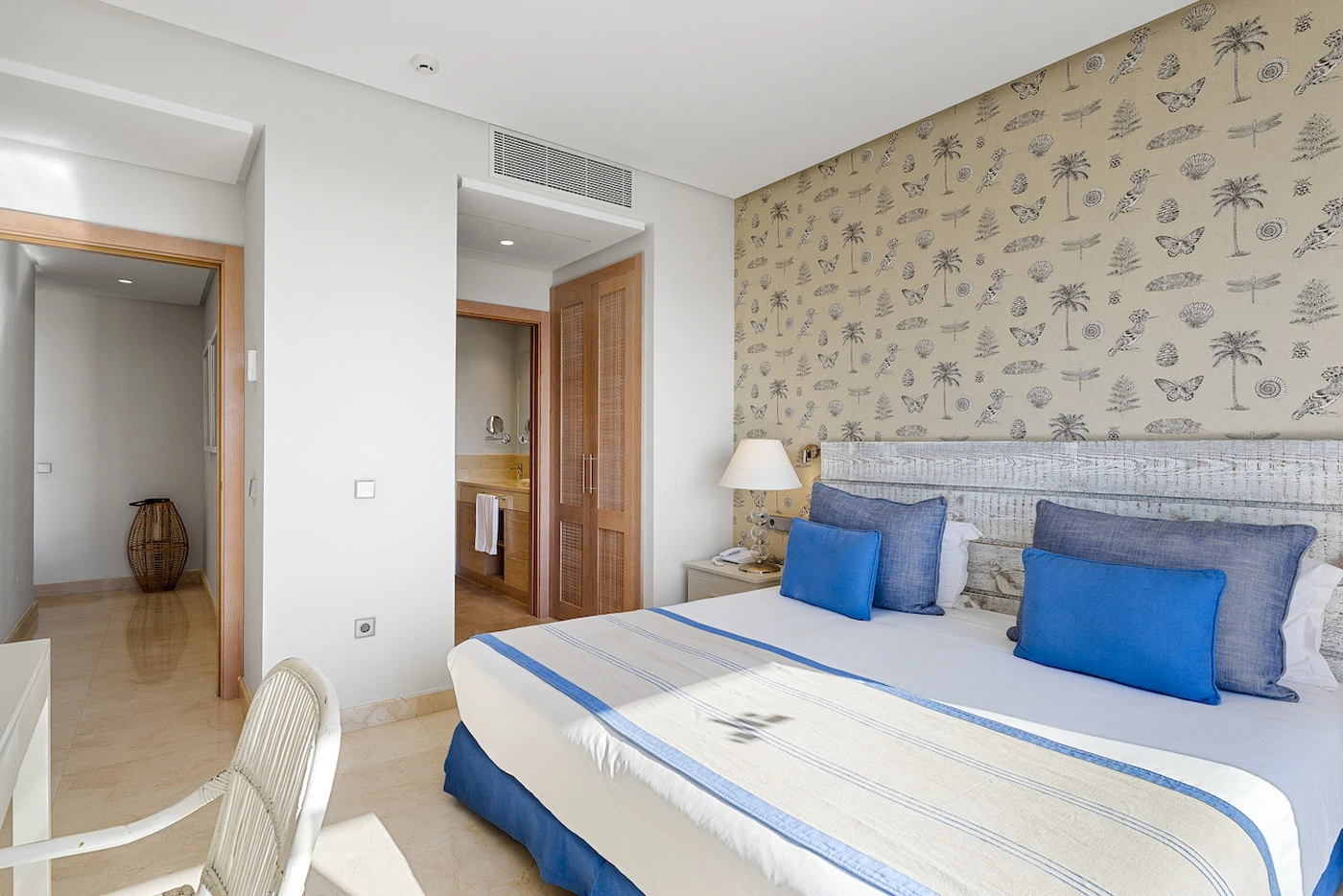 2 Bed Apartment Resale - Las Terrazas in Abama Resort, Tenerife - Gallery image 3