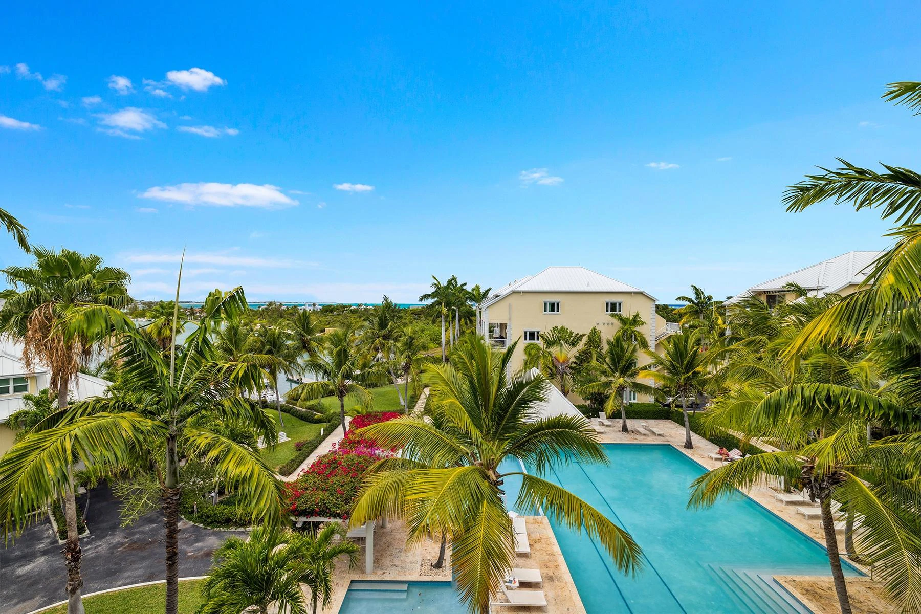 THE YACHT CLUB - Gallery image 29