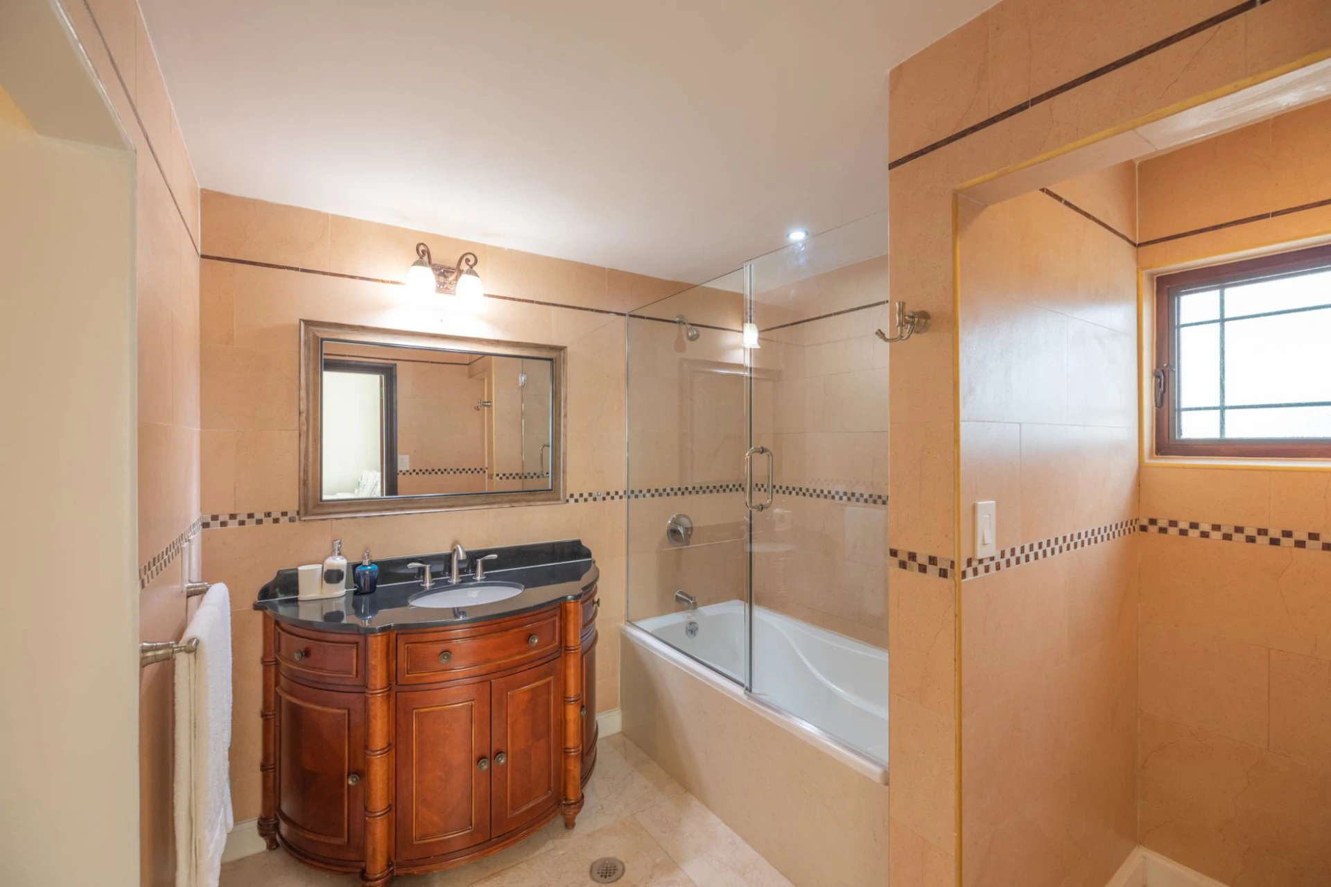 Endless Blue - Gallery image 20