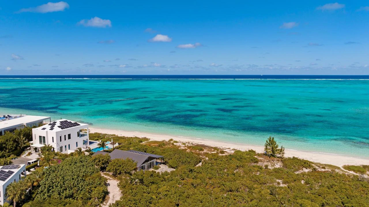 Beachfront Development Land - Gallery image 4