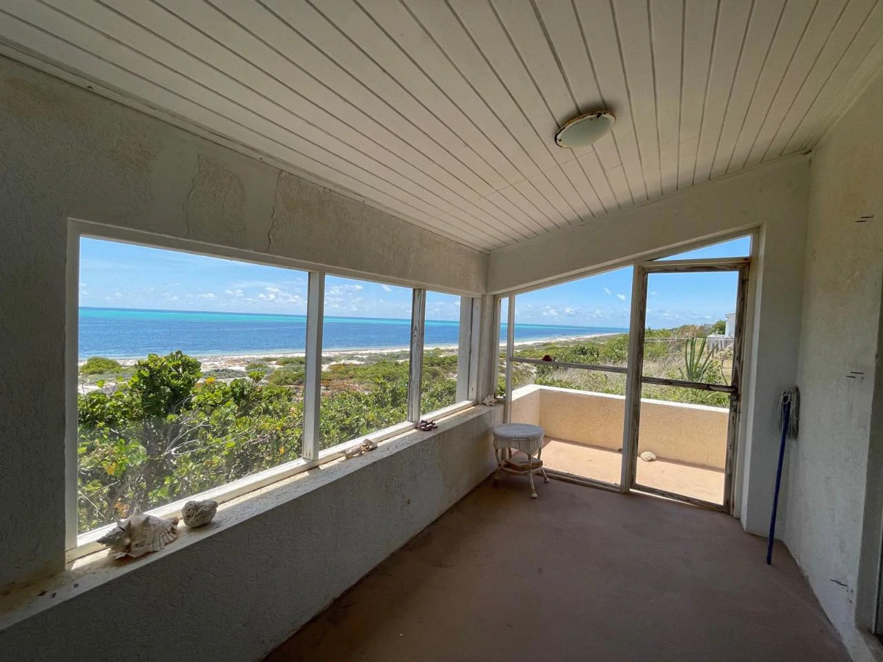 OCEAN VIEW 3 BEDROOM BEAUTY - Gallery image 6