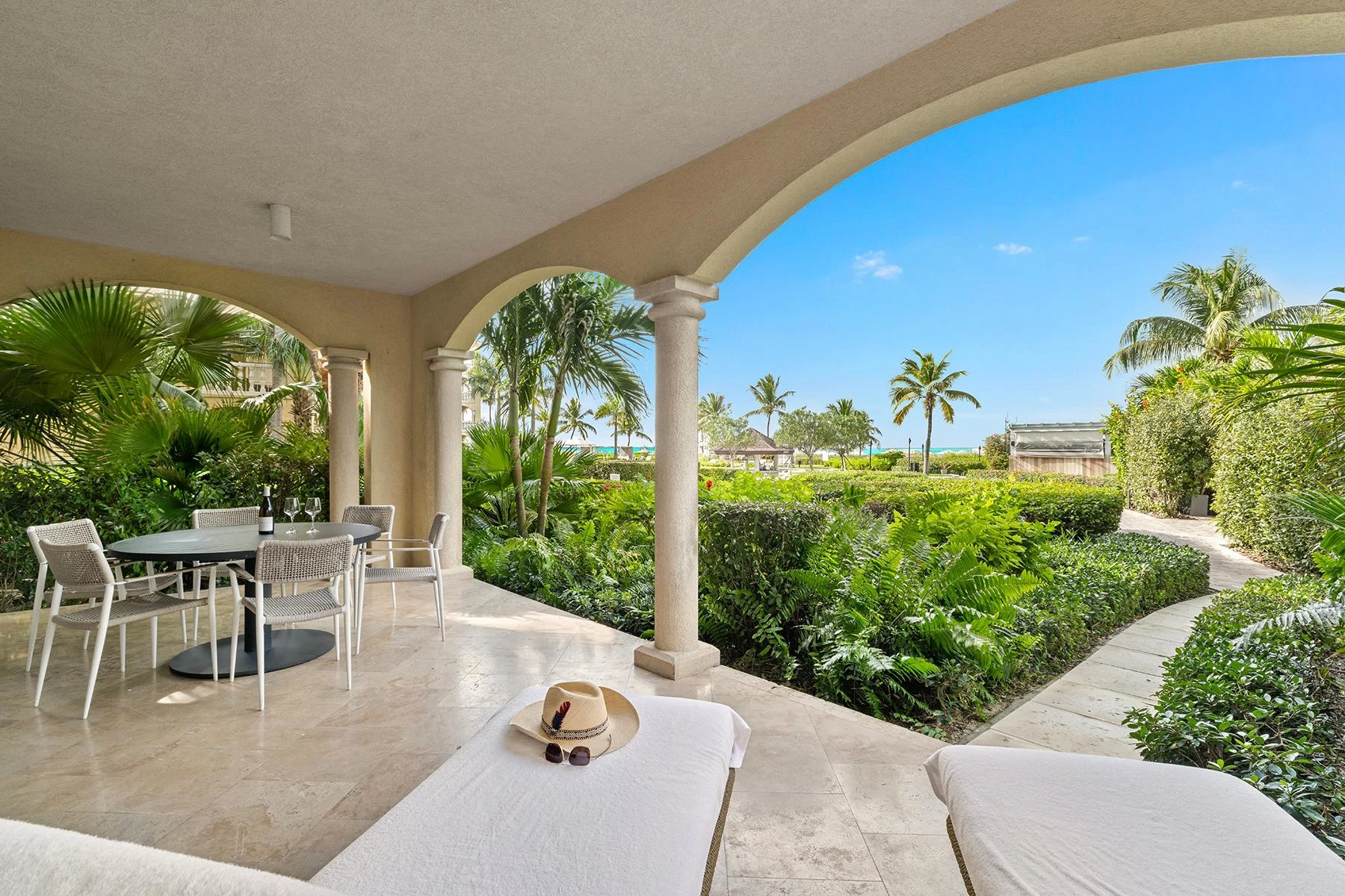 Grace Bay Club - Villa C101.102